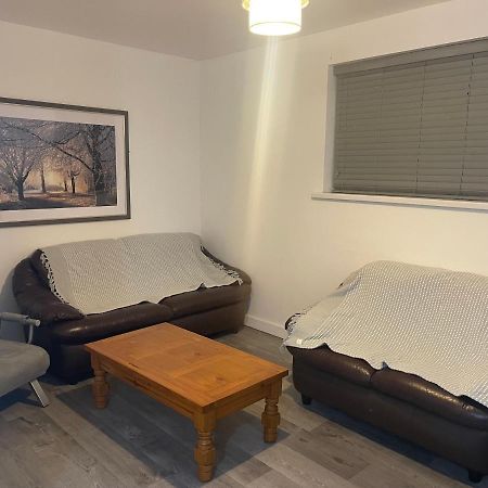 2 Bed Flat Right In Centre Of Portrush Town Apartman Kültér fotó